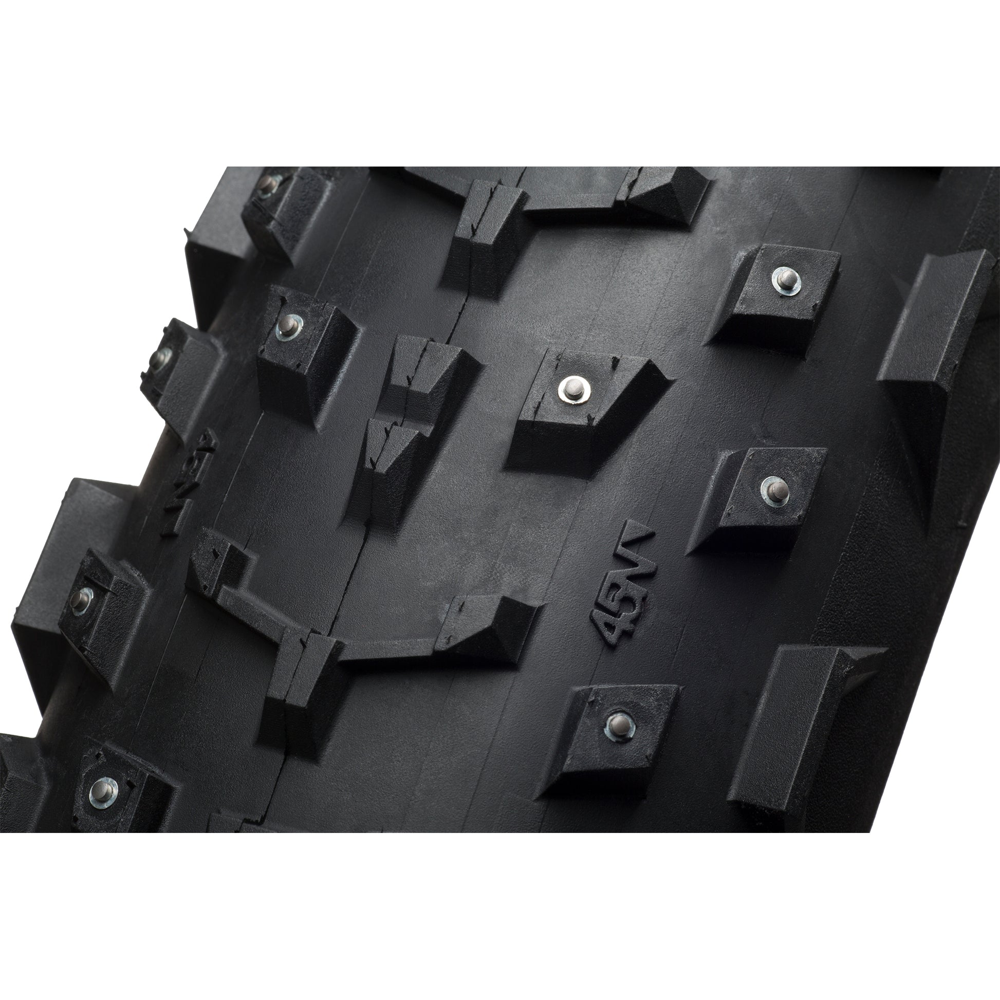 45NRTH Dillinger 4 detail view of tread with 240 carbide steel studs