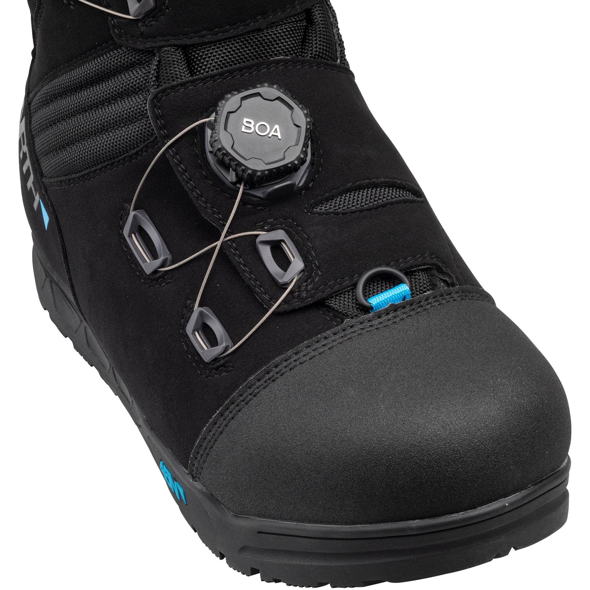 45nrth Wolfgar Cycling Boot - Black - toe detail view