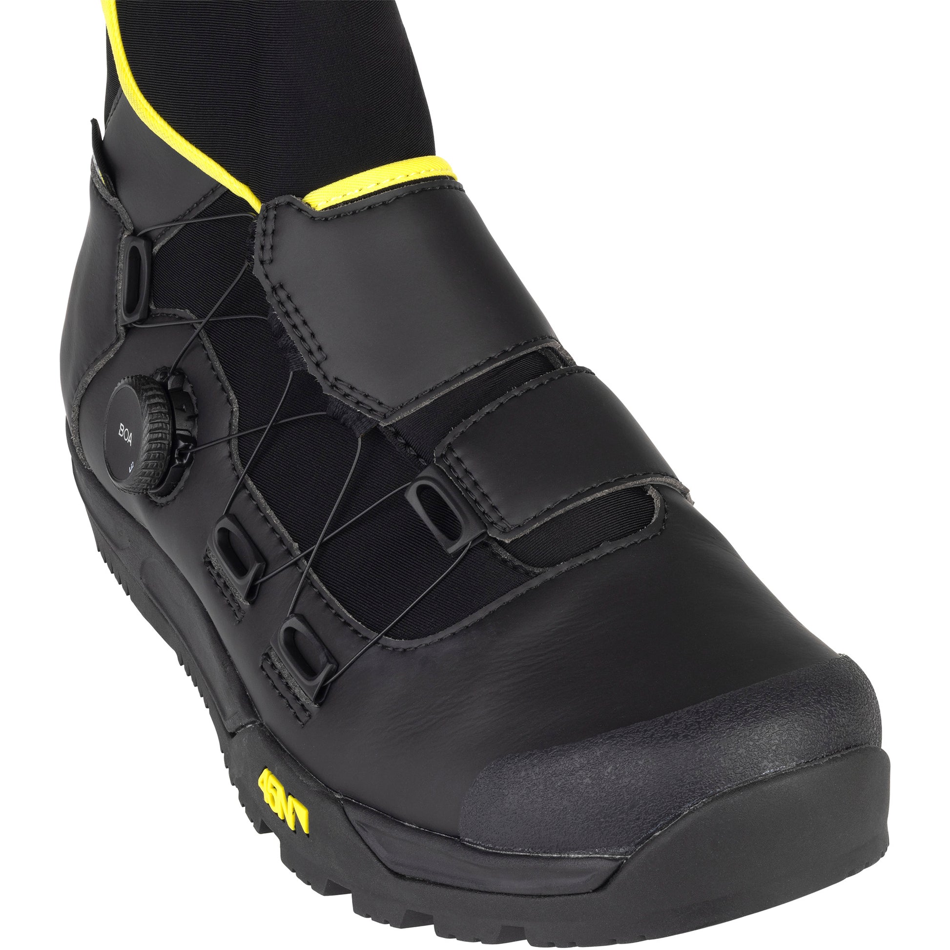 45nrth Ragnarok Cycling Boot - Black - toe closeup view