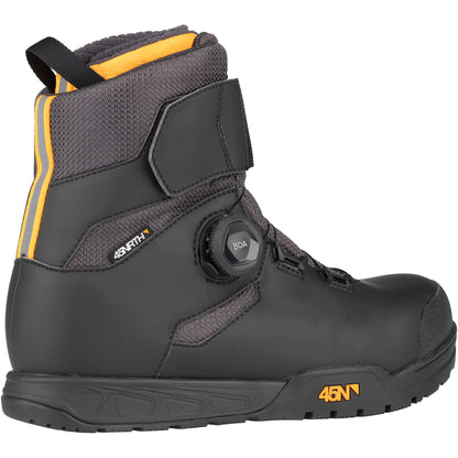 45nrth Wolvhammer Cycling Boot - Black - Rear three quarter view